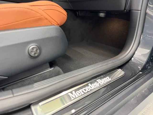 New 2027 Gray Mercedes-Benz GLC 300 image 45