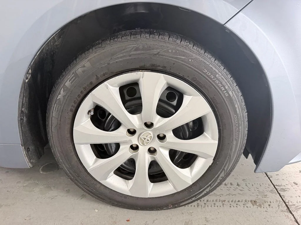 Used 2021 Gray Toyota LE image 4