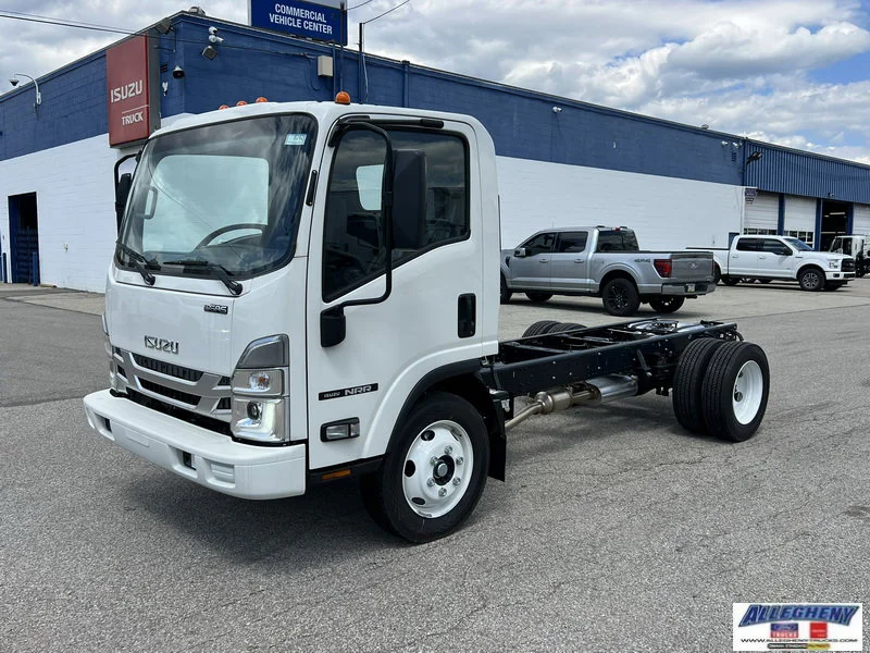 2026 Isuzu NRR's photo