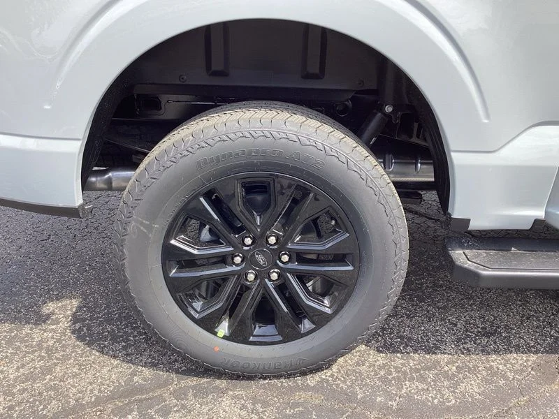 New 2026 White Ford Lariat image 11
