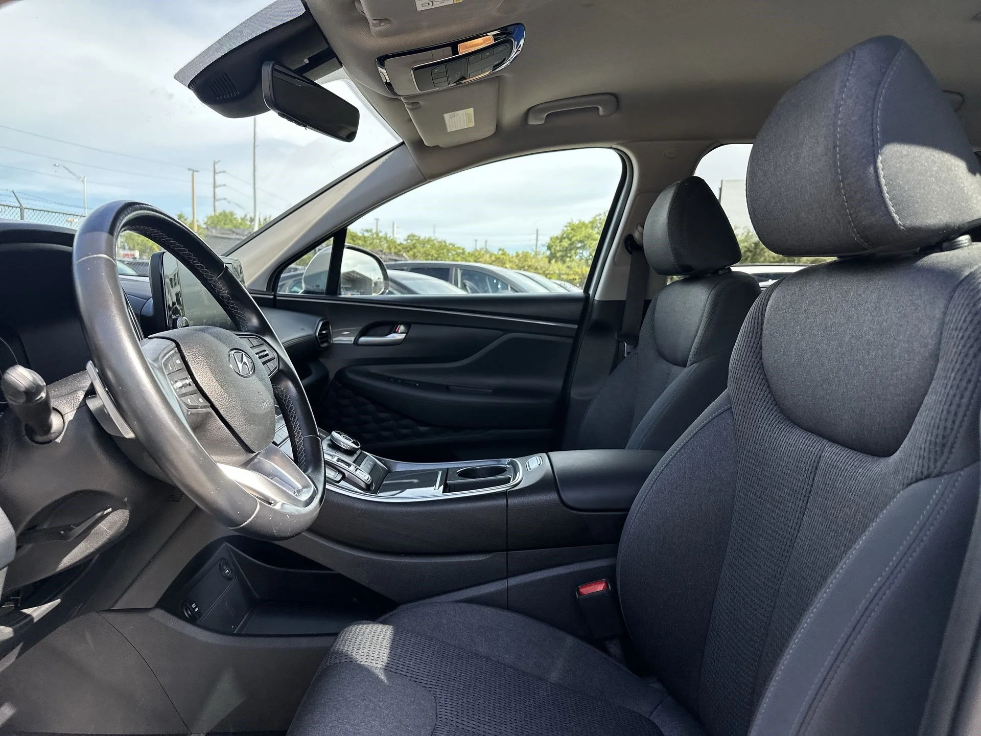 Used 2022 Shimmering Silver Hyundai SEL image 13