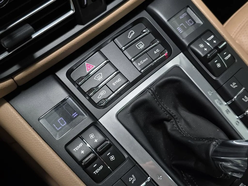 Certified Used 2019 White Porsche Macan image 19