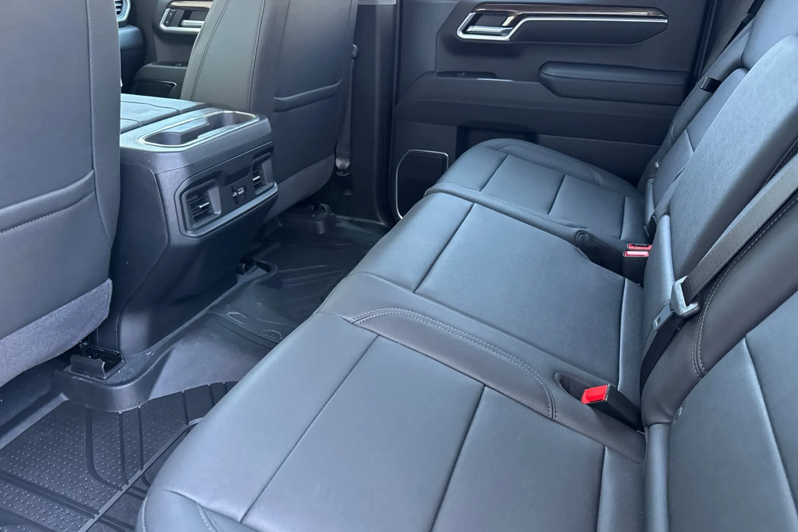 2026 Chevrolet Silverado 1500 LT - Photo 11