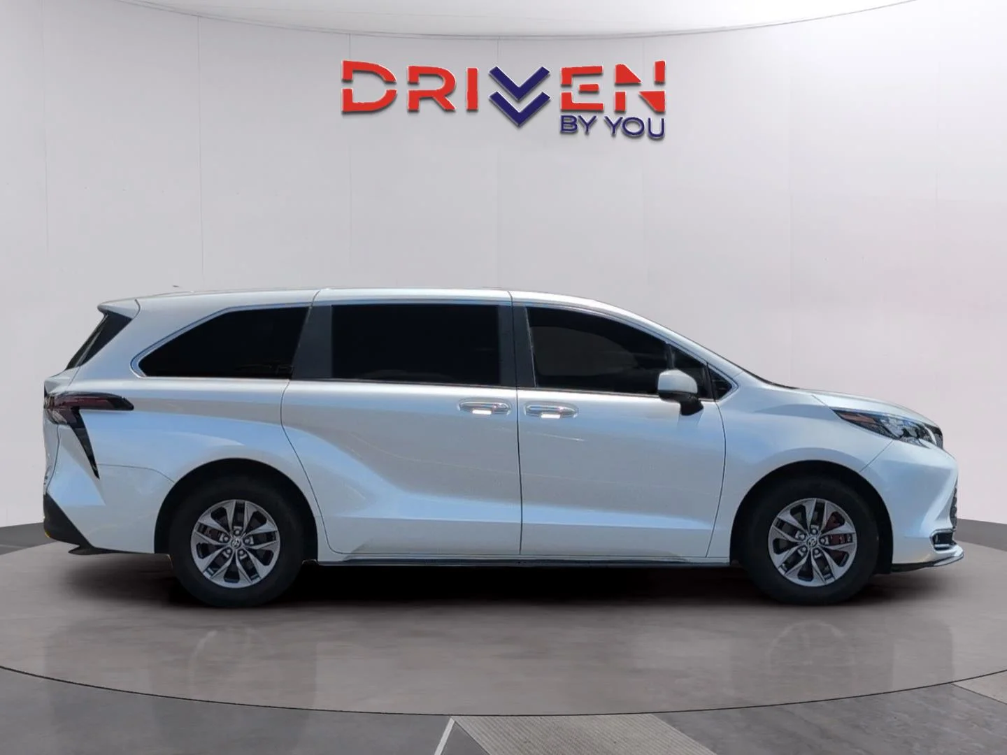Used 2024 Windchill Pearl Toyota XLE image 6