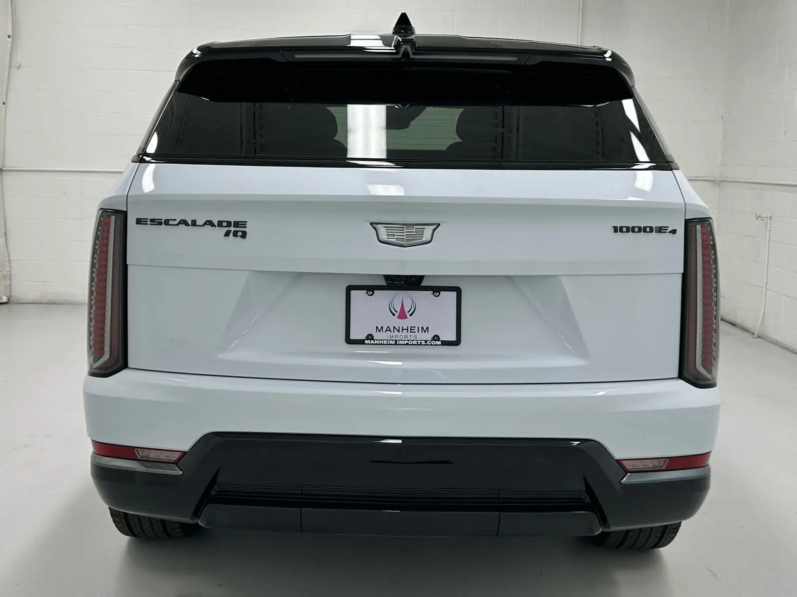 Used 2026 Vibrant White Tricoat Cadillac Premium Sport image 7