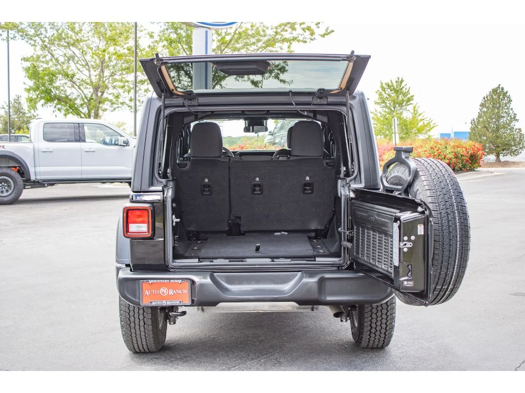Used 2024 Black Clearcoat Jeep Sport S image 11