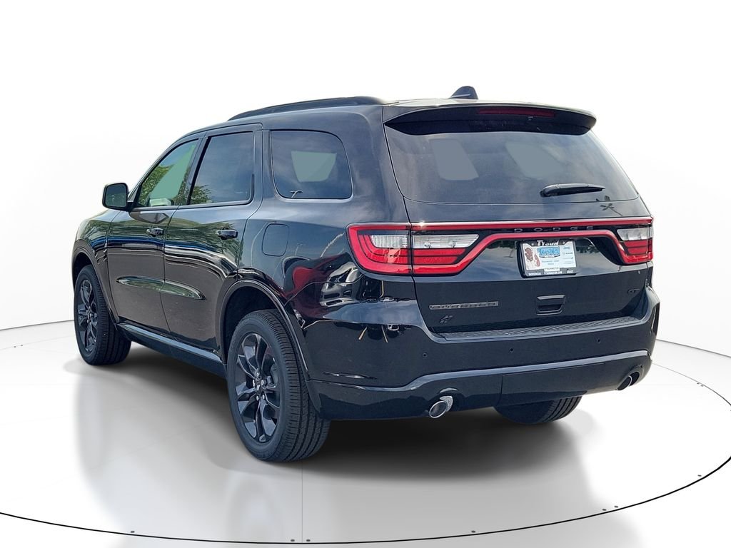 New 2026 Diamond Black Clear-Coat Exterior Paint Dodge GT image 3