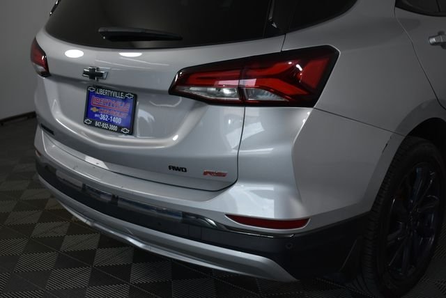 Used 2022 Silver Chevrolet RS image 9