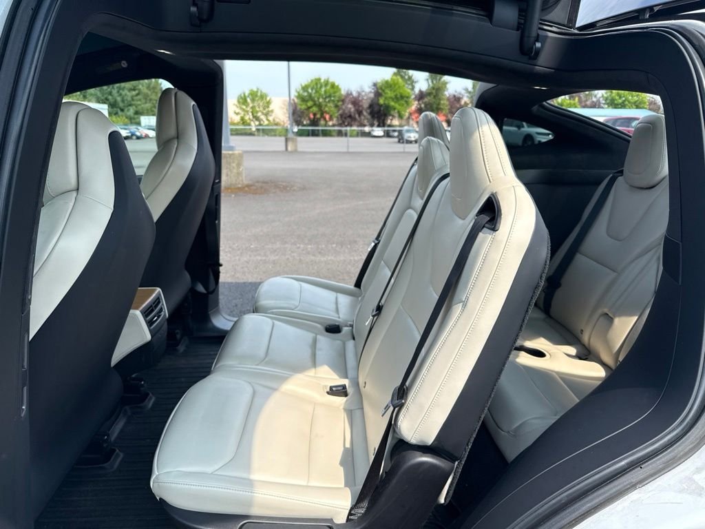 Used 2019 Pearl White Multi-Coat Tesla Long Range image 18