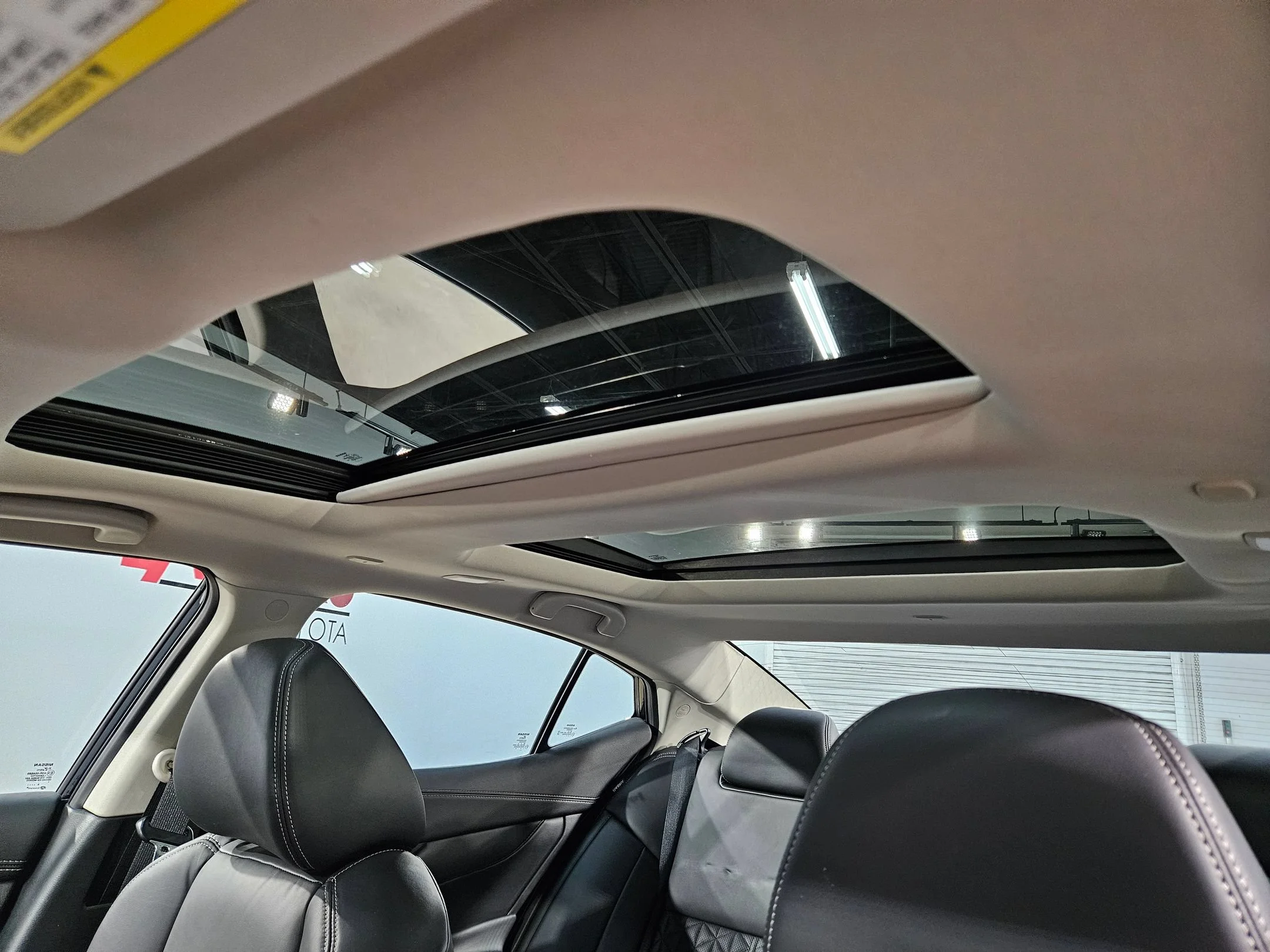 Used 2020 Super Black Nissan Platinum image 24
