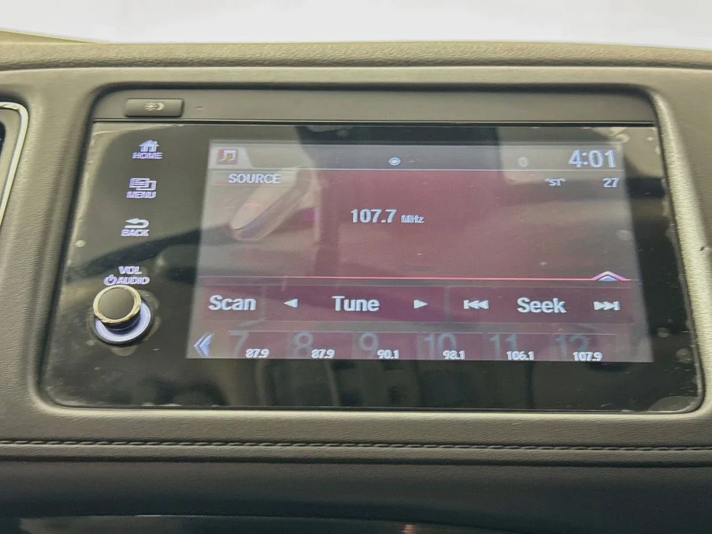 Certified Used 2022 Midnight Amethyst Honda EX image 19