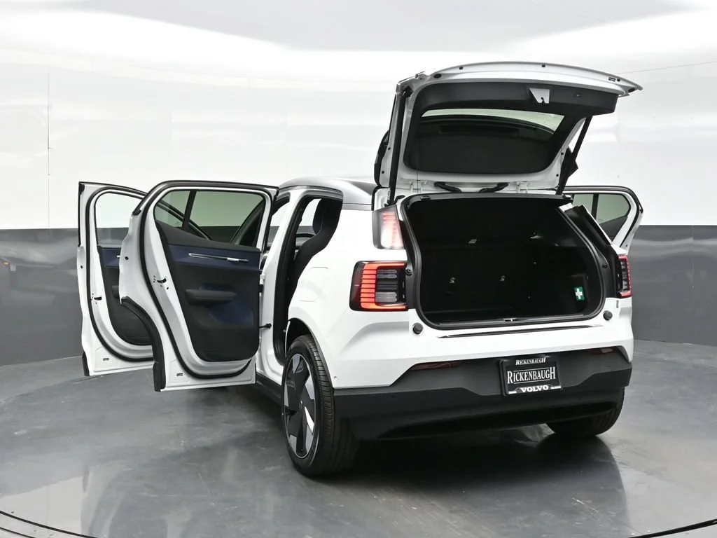 New 2026 Crystal White Volvo Twin Motor Performance Ultra image 53