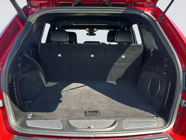Used 2021 Red Jeep Trailhawk image 33
