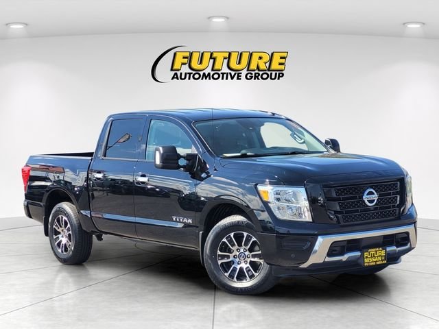 Used 2021 Black Nissan SV image 1