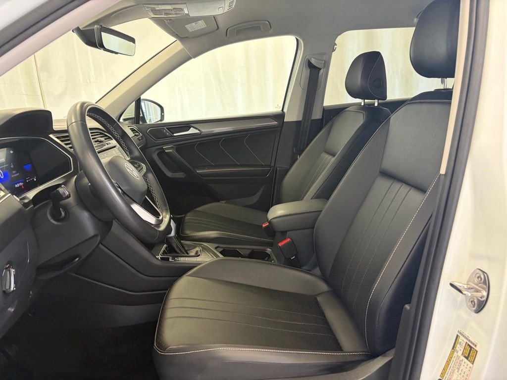 Used 2023 Opal White Volkswagen 2.0T SE image 11