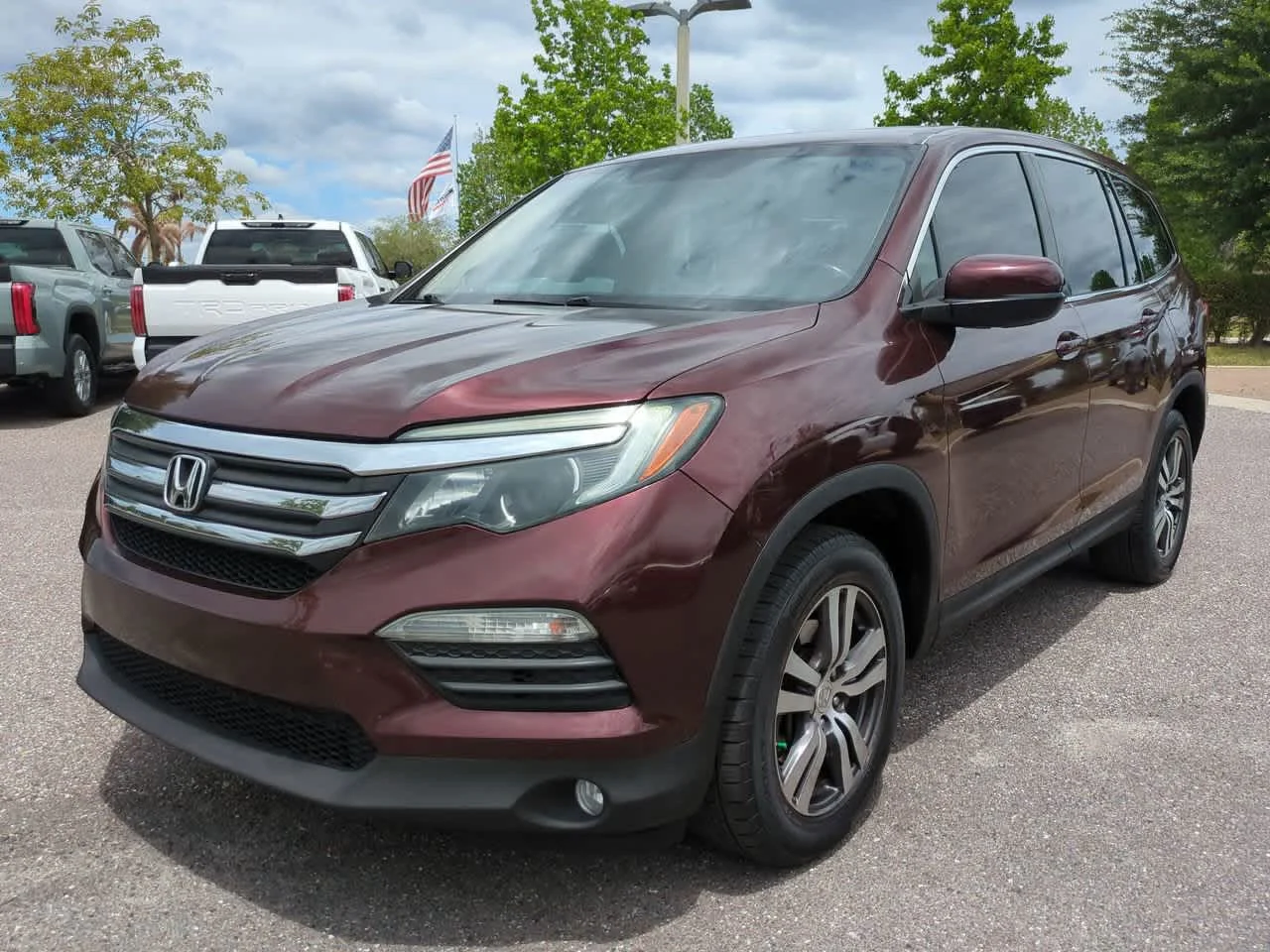 Used 2017  Honda EX-L image 2