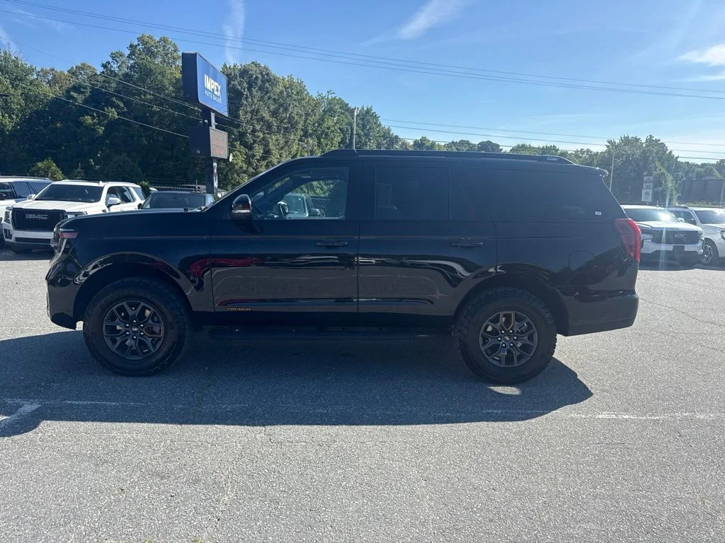 Used 2025 Black Ford Tremor image 2