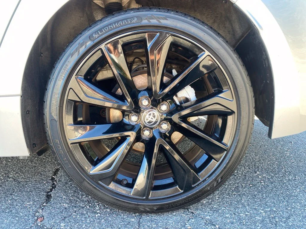 Used 2022  Toyota SE image 30