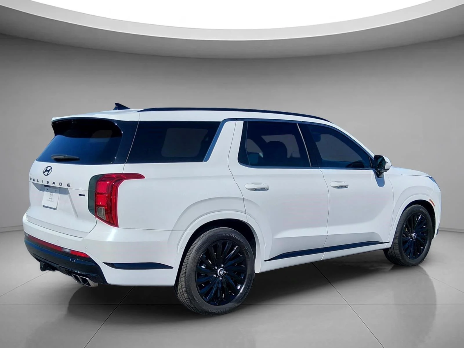 Used 2025 Hyper White Hyundai Calligraphy Night Edition image 5