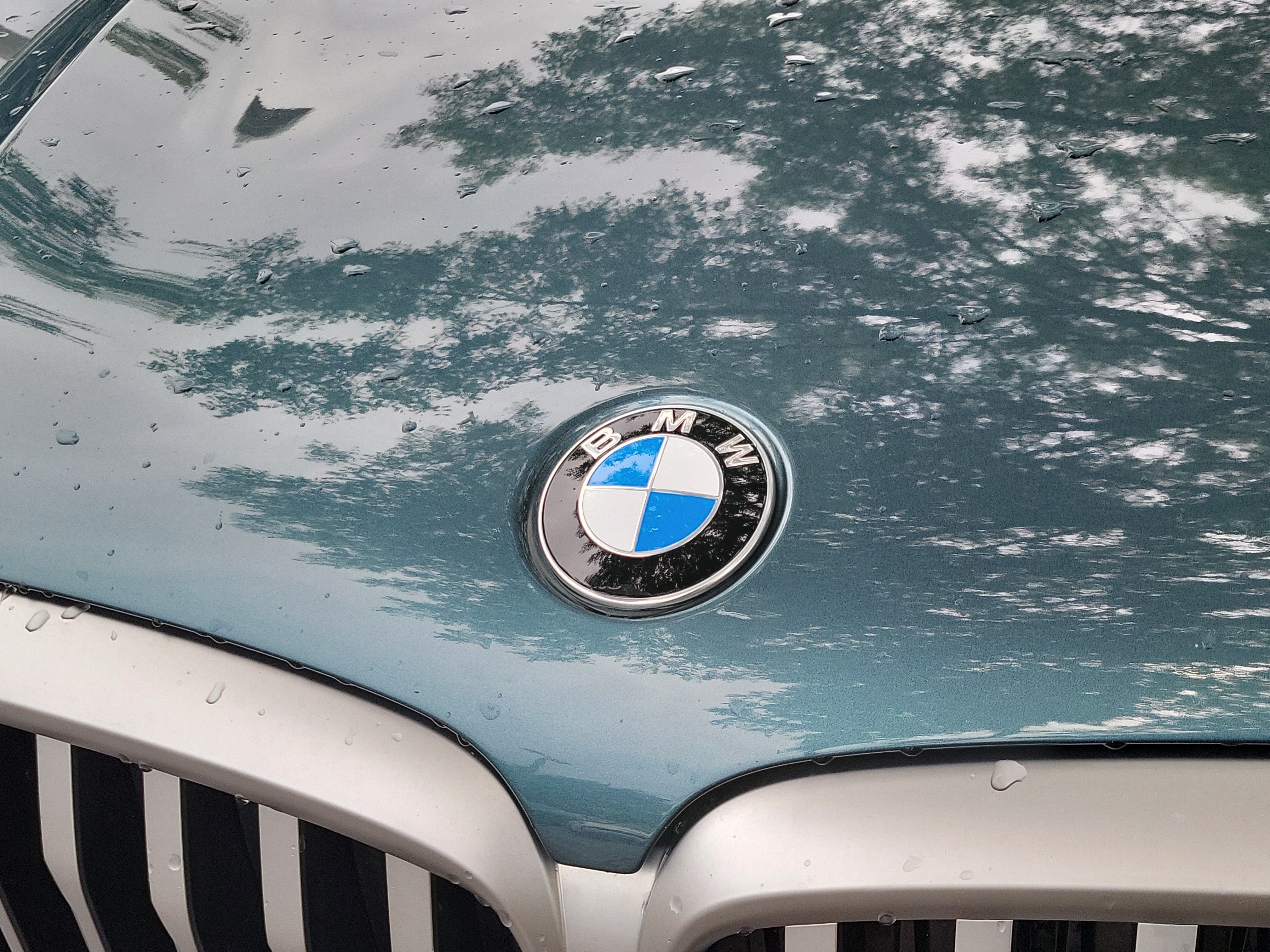 Certified Used 2024 Blue Ridge Mountain Metallic BMW sDrive40i image 5