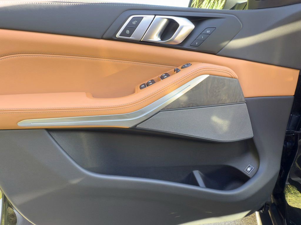 2026 BMW X5 50e - Photo 12