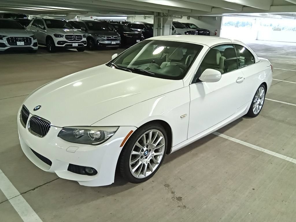 Used 2012 Alpine White BMW 328i image 1