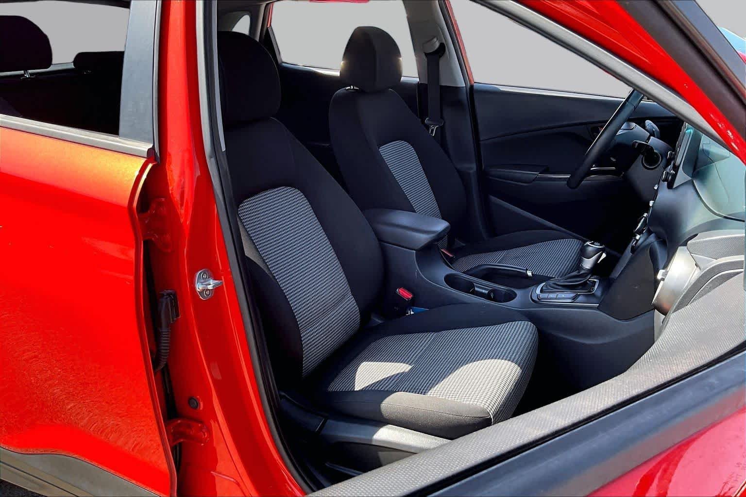 Pre-Owned 2020 Hyundai Kona SEL