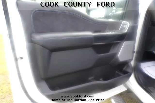 2025 Ford F-350 Super Duty Platinum - Photo 18