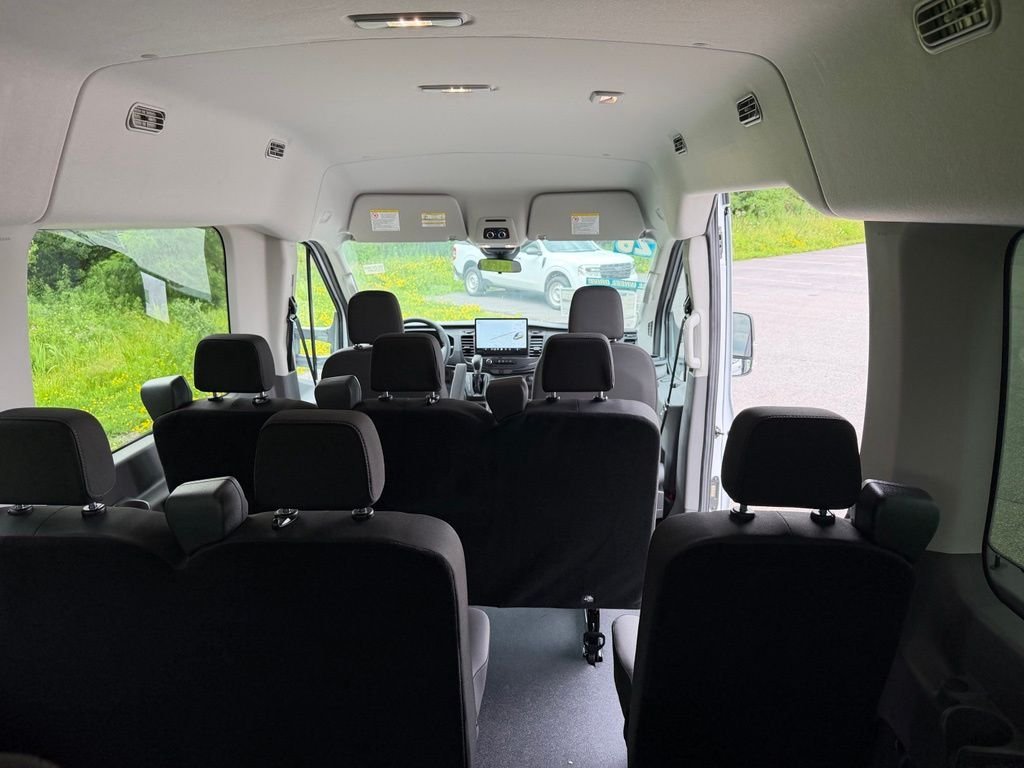 New 2026 Oxford White Ford Passenger Van XL image 15