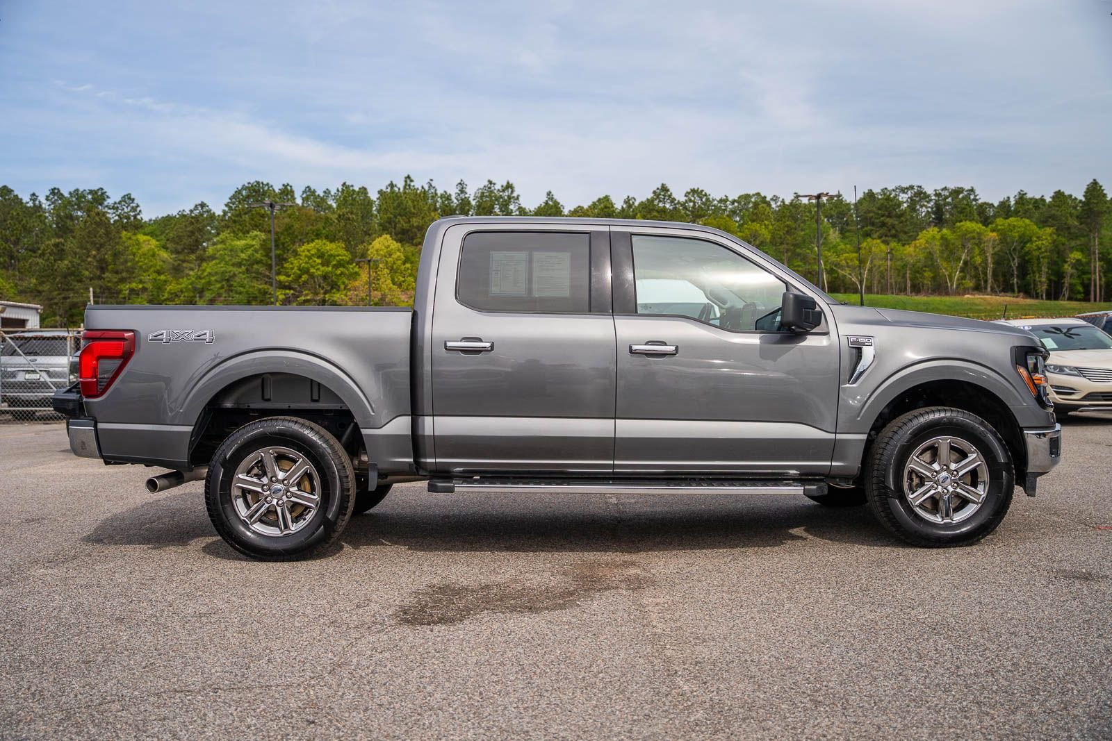 2024 Ford F-150 XLT - Photo 9