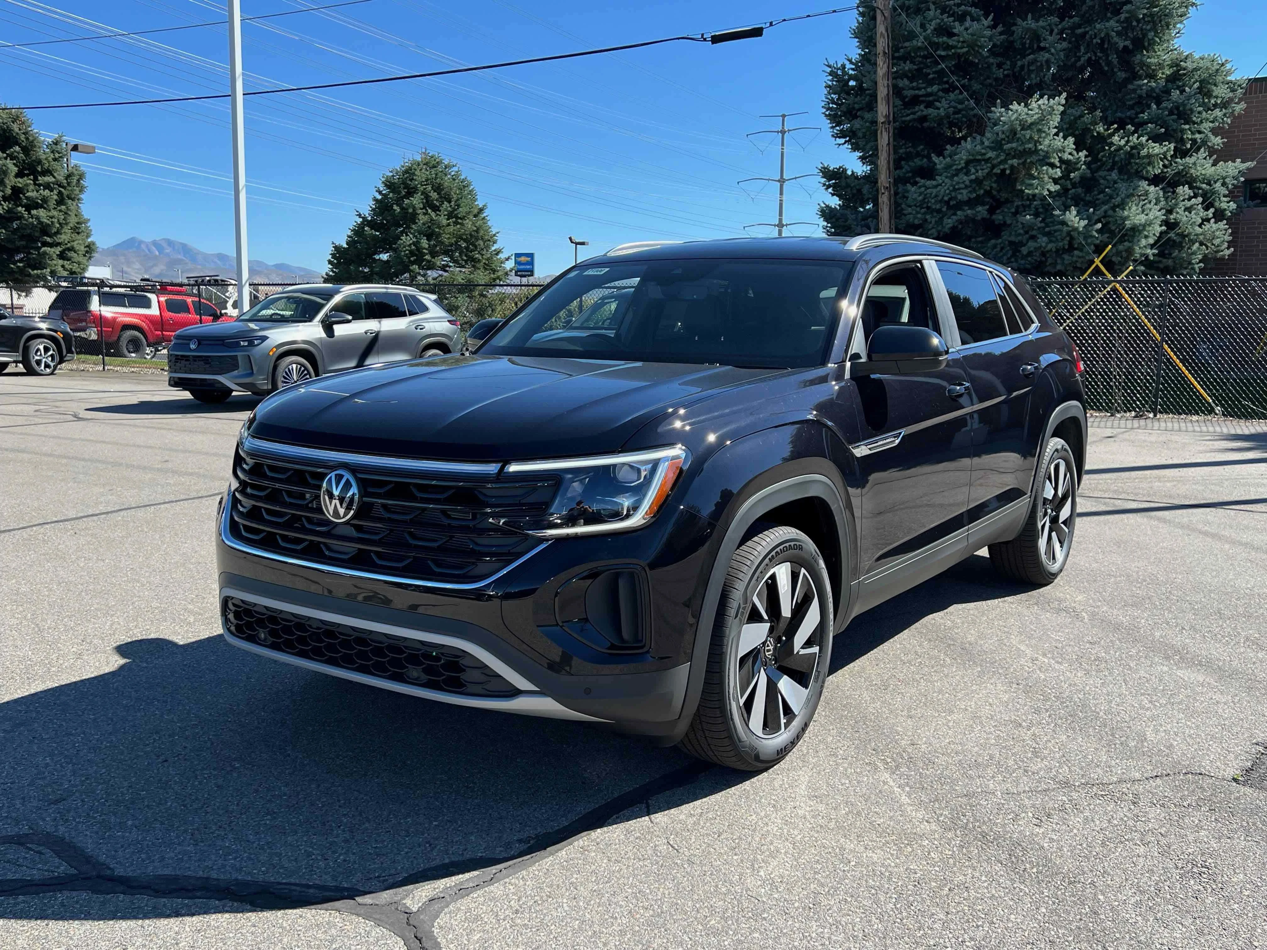 New 2026 Deep Black Volkswagen 2.0T SE w/Technology image 1