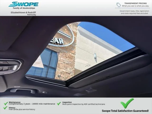 New 2026 Bright White Clear-Coat Exterior Paint Jeep Laredo image 29
