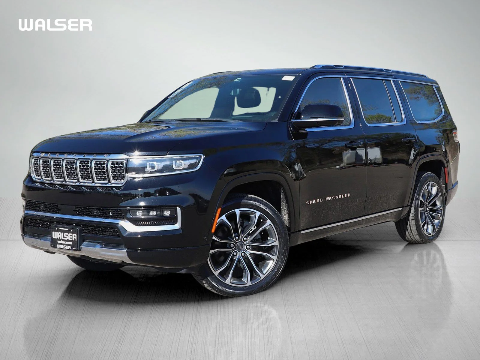 2022 Jeep Grand Wagoneer Series III's photo