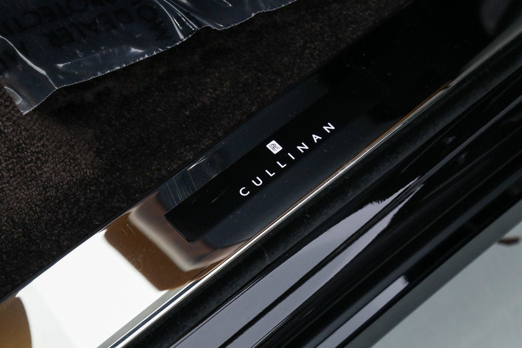 Used 2025 Brown Rolls-Royce  image 25
