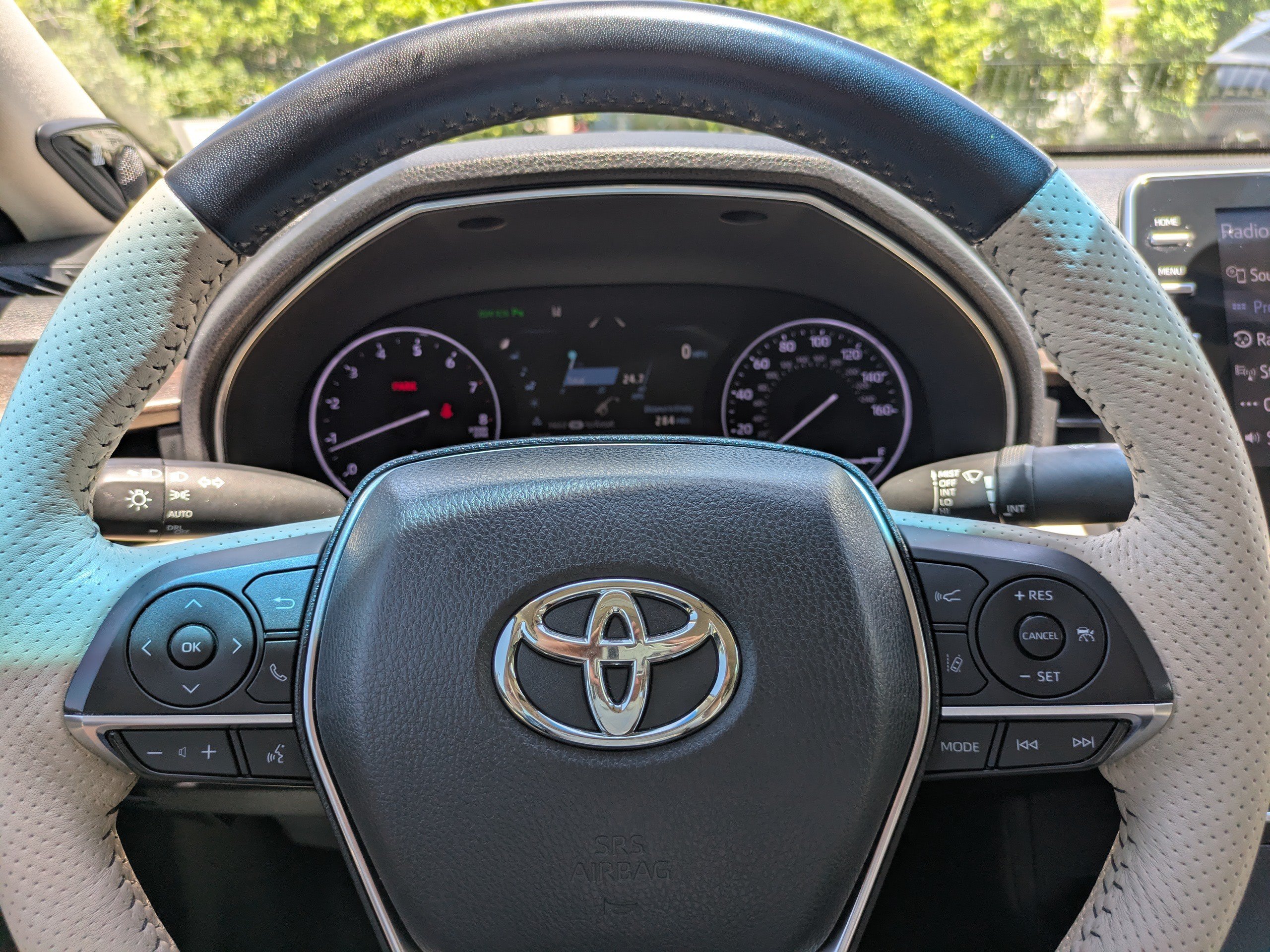 2019 Toyota Avalon Limited - Photo 27