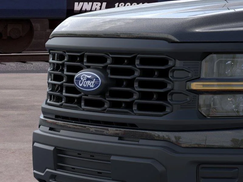 New 2026 Agate Black Ford XL image 17