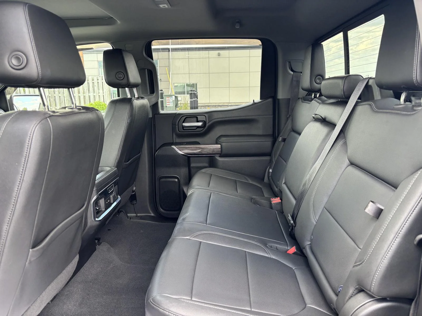 Used 2021 Shadow Gray Metallic Chevrolet LTZ image 36