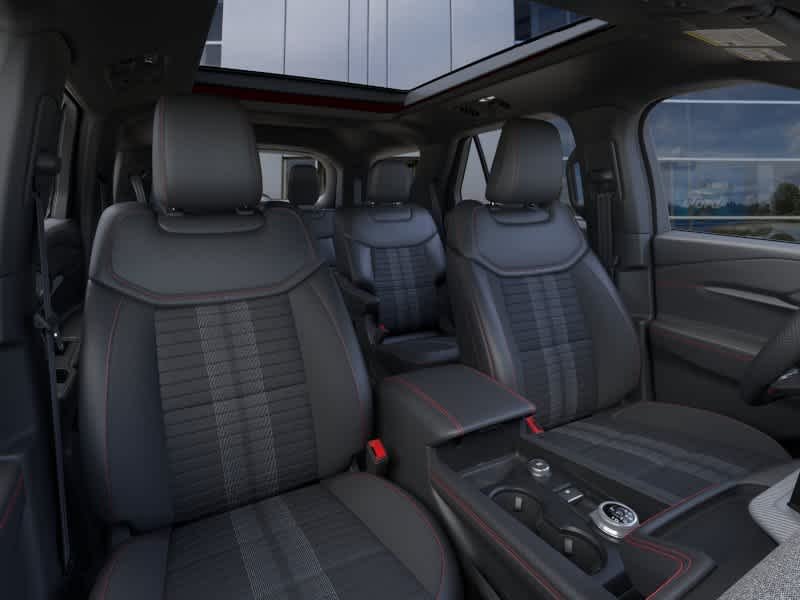 New 2026 Rapid Red Metallic Tinted Clearcoat Ford ST-Line image 10