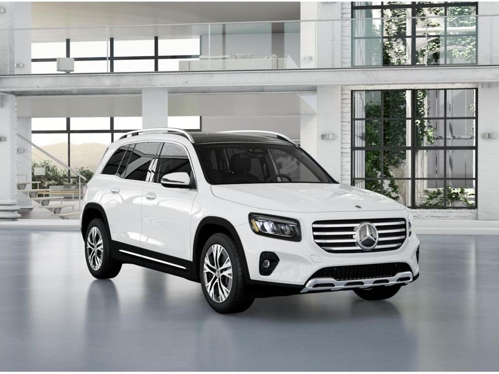 New 2026 Polar White Mercedes-Benz GLB 250 4MATIC® image 10
