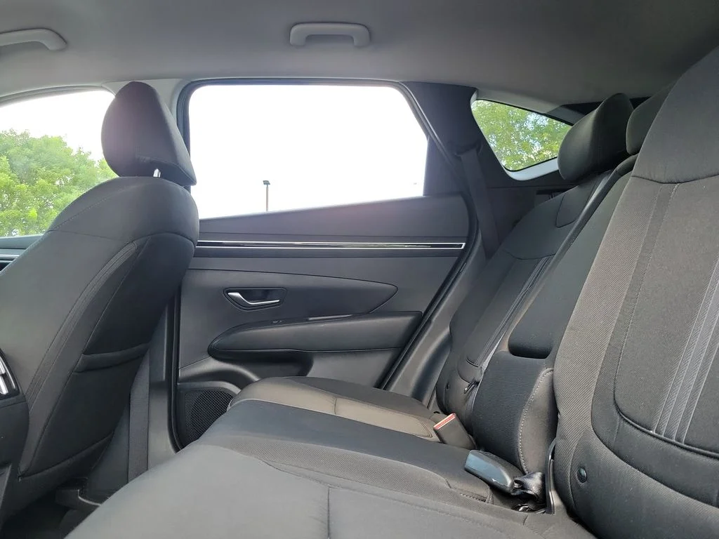 Used 2024 Black Hyundai SEL image 18