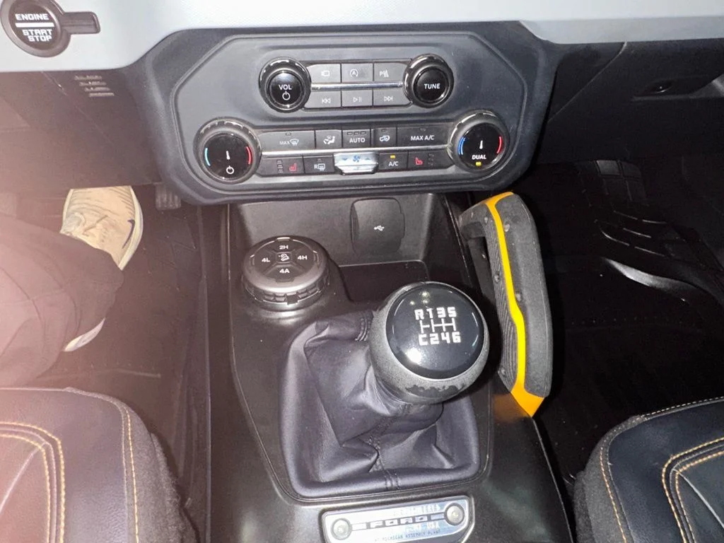 Used 2022 Gray Ford Badlands image 25