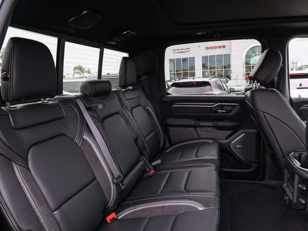 New 2026 Diamond Black Crystal Pearl-Coat Exterior Paint RAM RHO image 16
