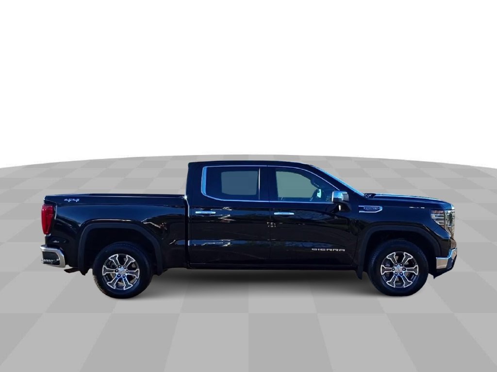 2026 GMC Sierra 1500 SLT - Photo 9