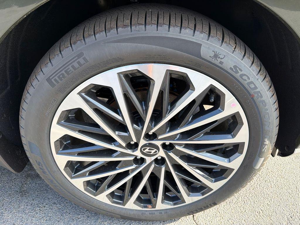 New 2026 Silver Hyundai Calligraphy FWD image 12