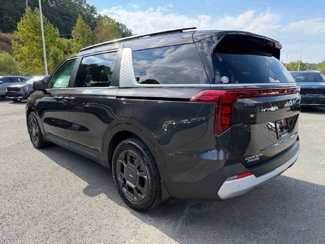 Used 2026 Gray Kia EX image 5