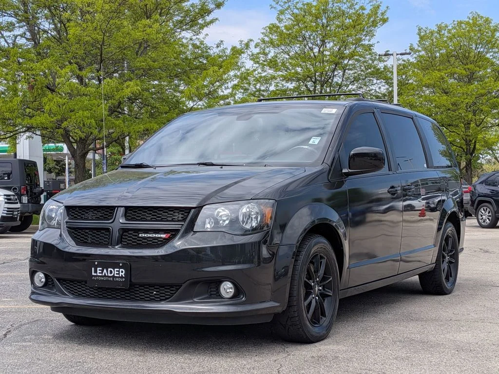 Used 2019 Black Dodge SE image 3