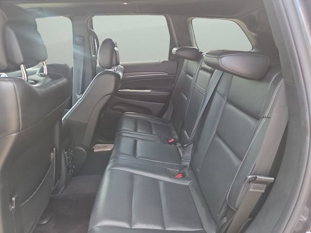 Used 2017 Gray Jeep Limited image 37