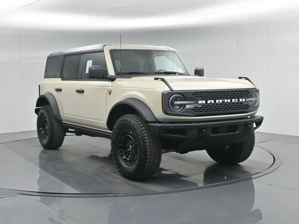 New 2026 Desert Sand Ford Badlands image 56