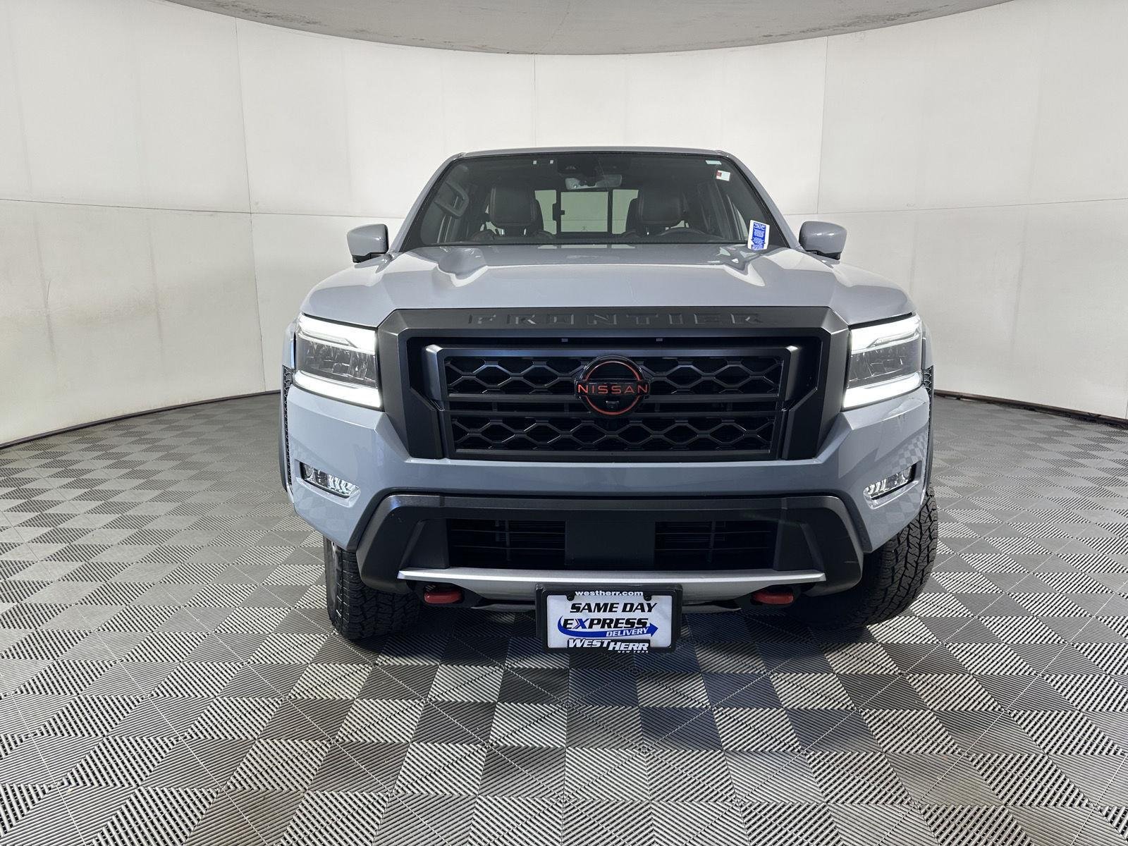 Used 2023 Boulder Gray Pearl Nissan PRO-4X image 2