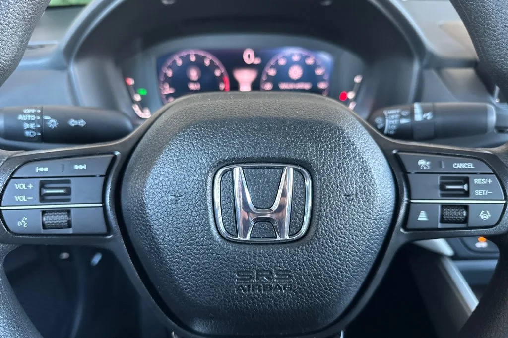 New 2026 Radiant Red Metallic Honda SE image 25